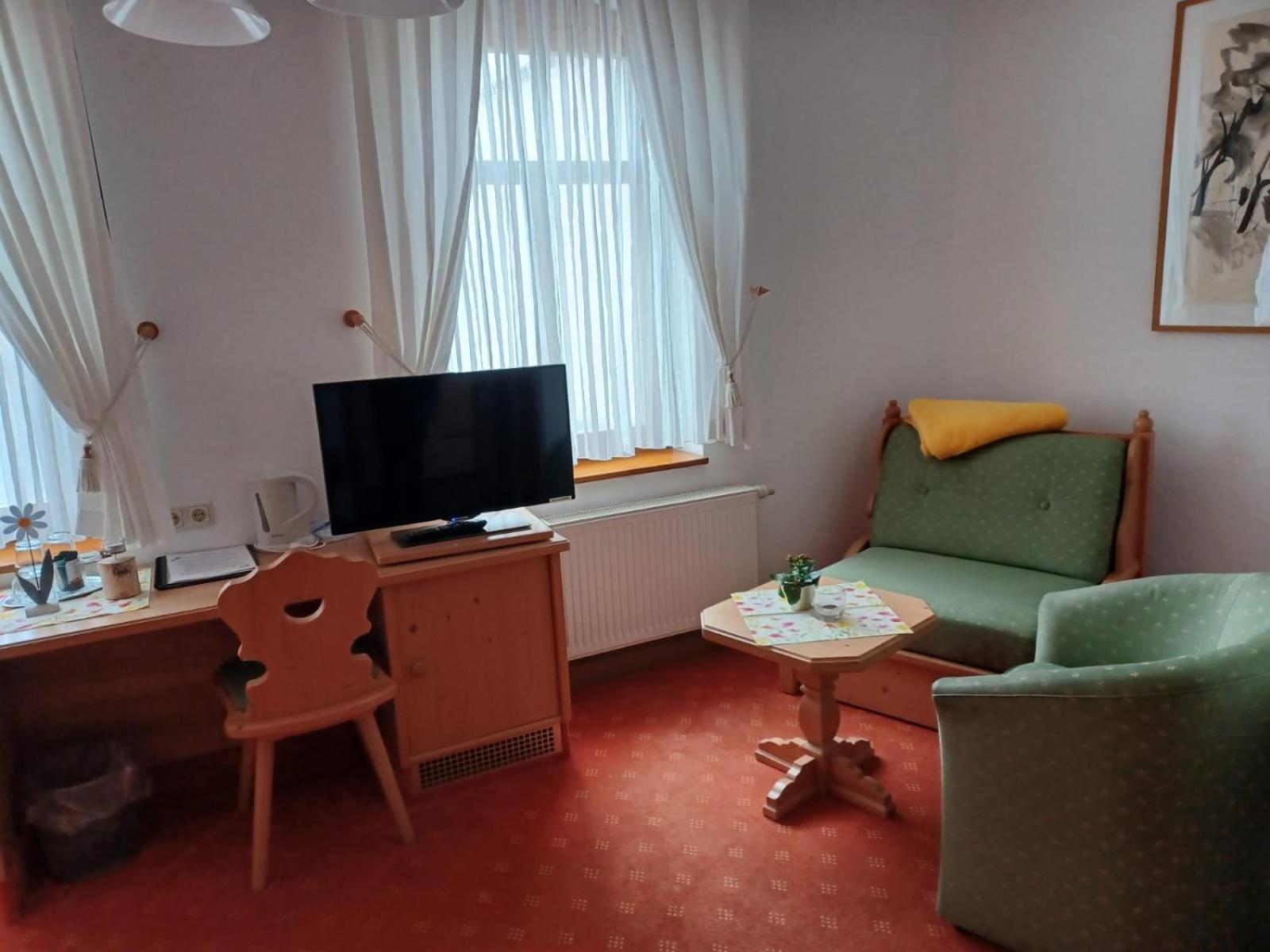 Pension Und Gaststaette "Zur Brauschaenke" Schöneck Exterior foto